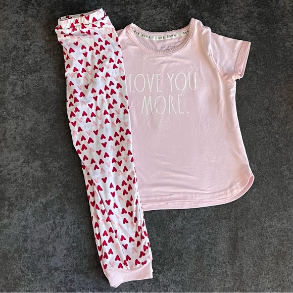 Rae Dunn ‘Love You More.’ Pajamas Size 4 - Picture 1 of 10
